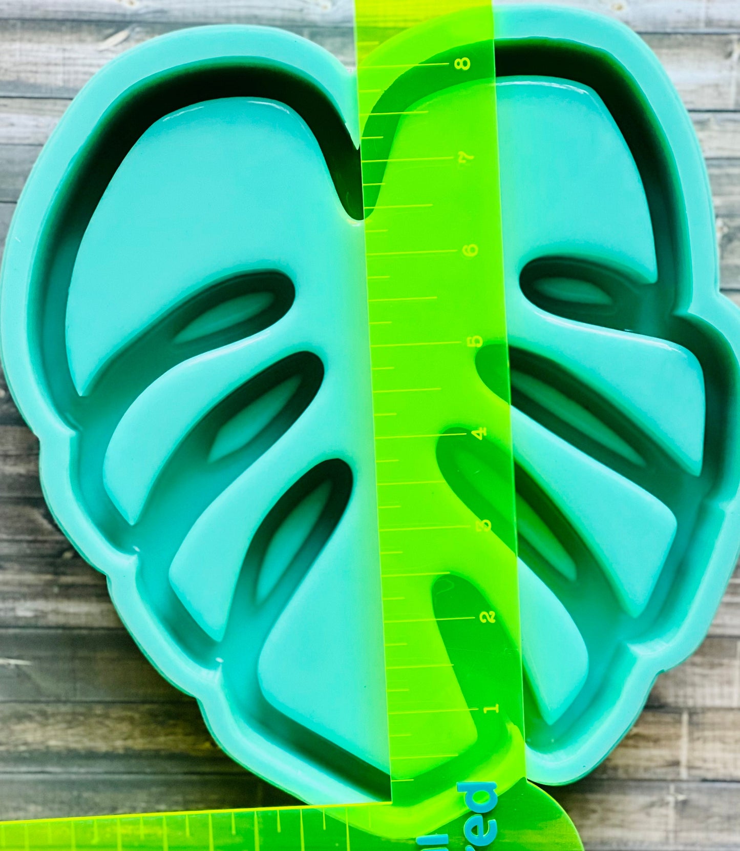 Monstera Leaf Shelf Silicone Mold - DIY Shelf molds - Silicone shelf mold