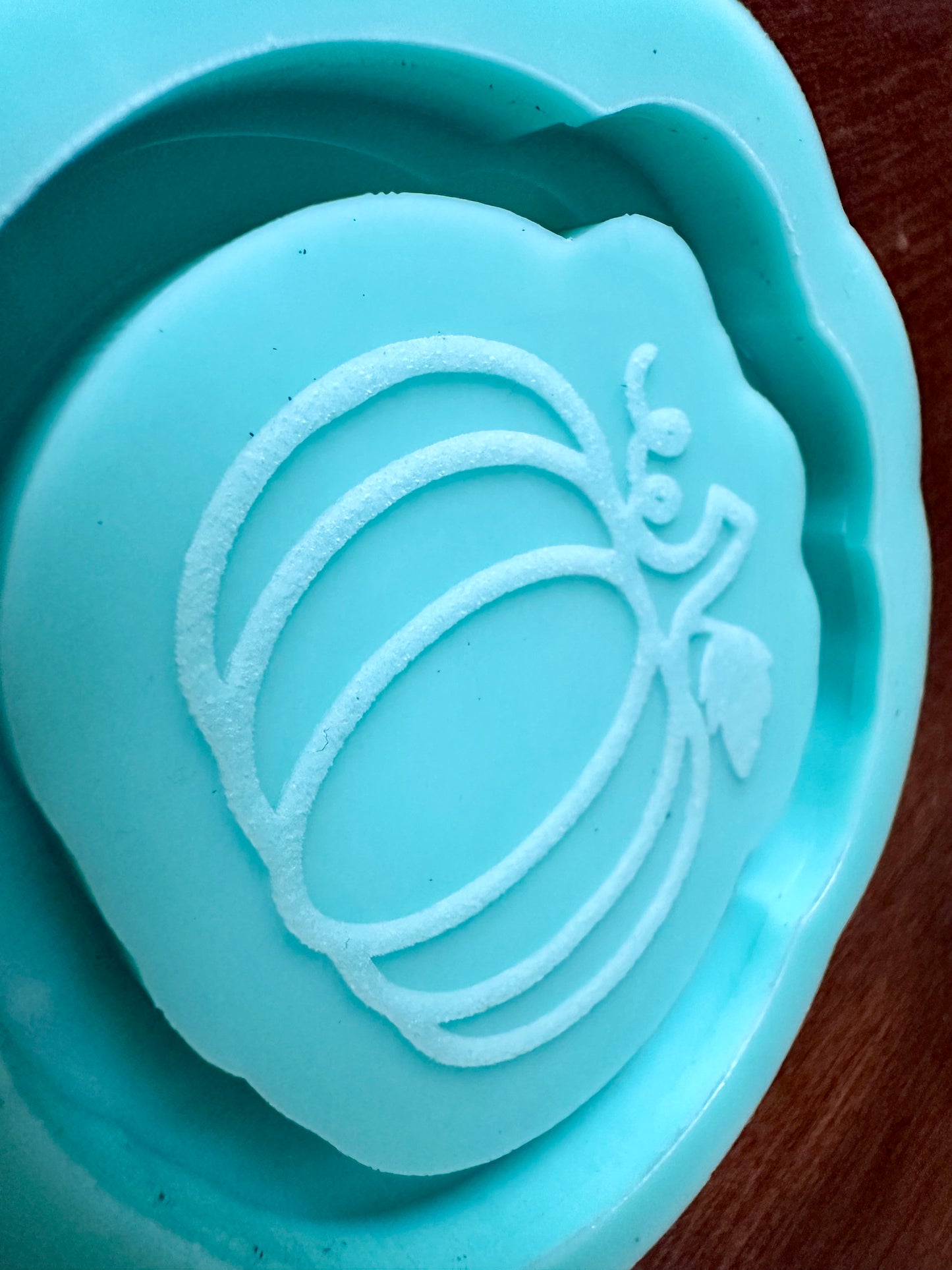 Pumpkin shaker mold for epoxy resin DIY keychains