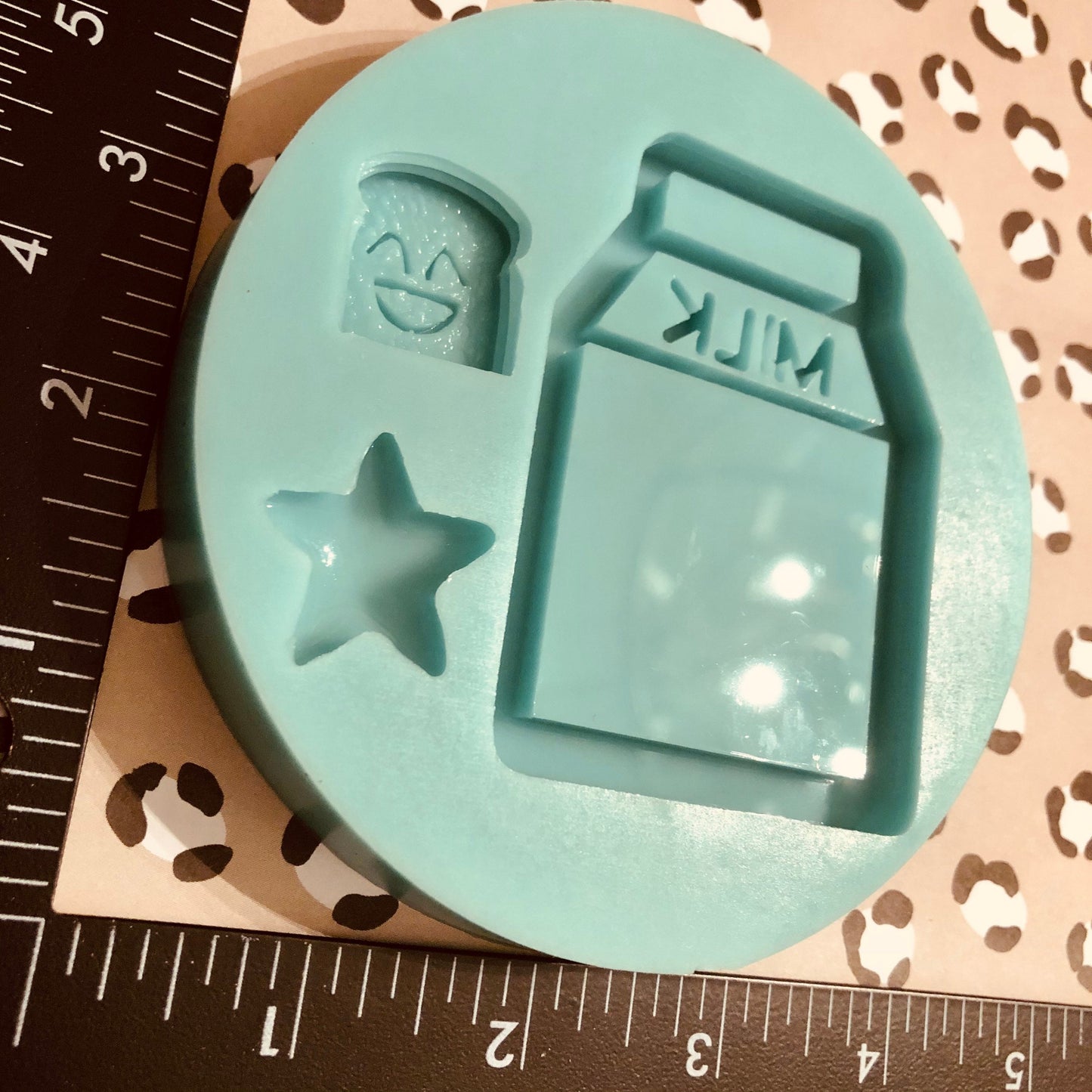 Kawaii Milk Carton Silicone shaker mold w/ cabochons star mold and bread slice mold