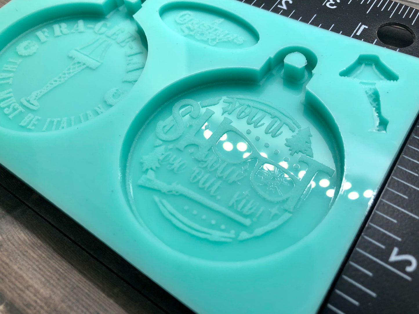 DIY Christmas Ornament non-shaker silicone mold for resin- Leg Lamp, Pink Bunny, Frageelay silicone mold for resin