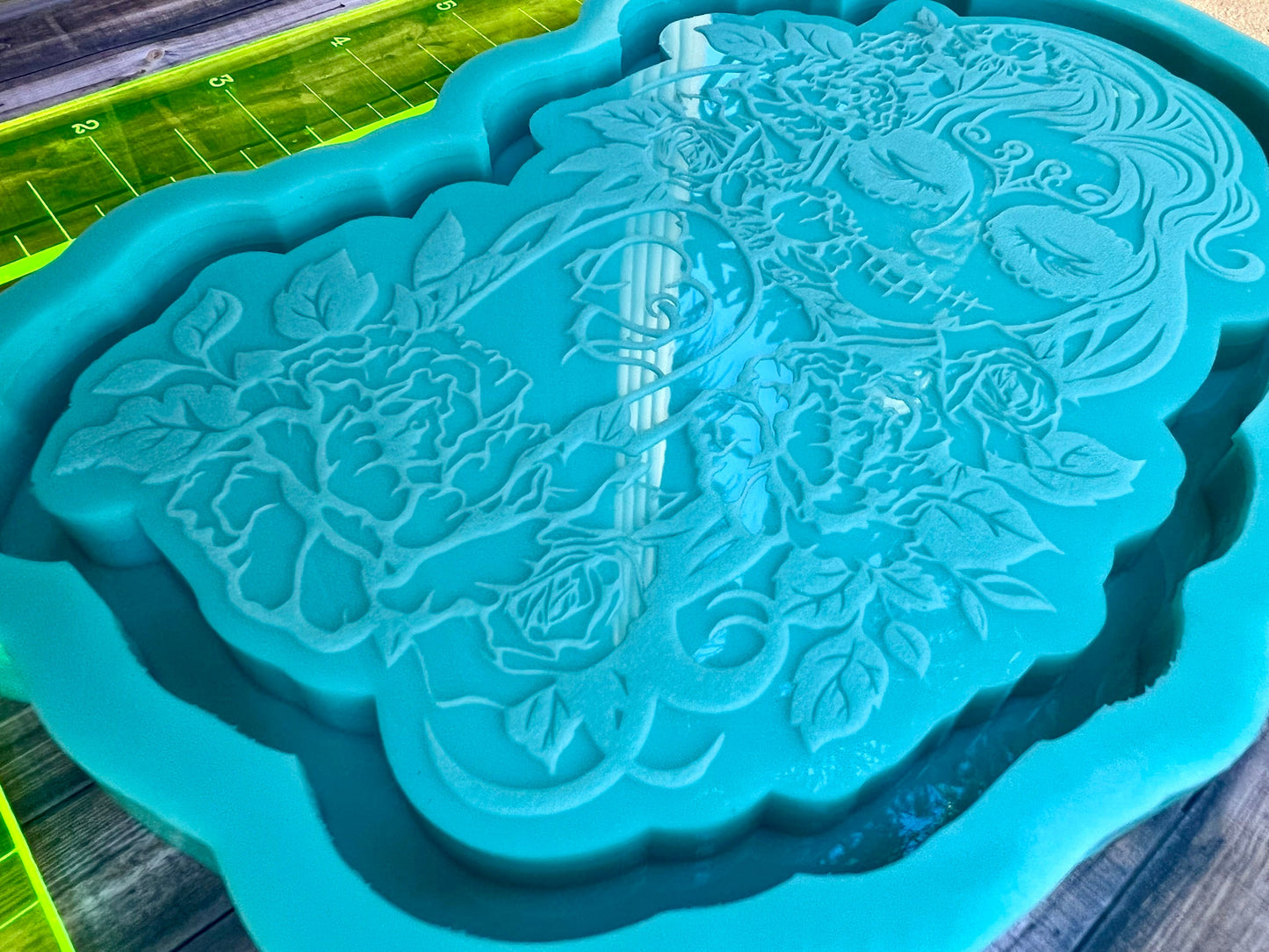 Skull Girl Tray silicone mold for epoxy resin - DIY Halloween decor, DIY resin tray