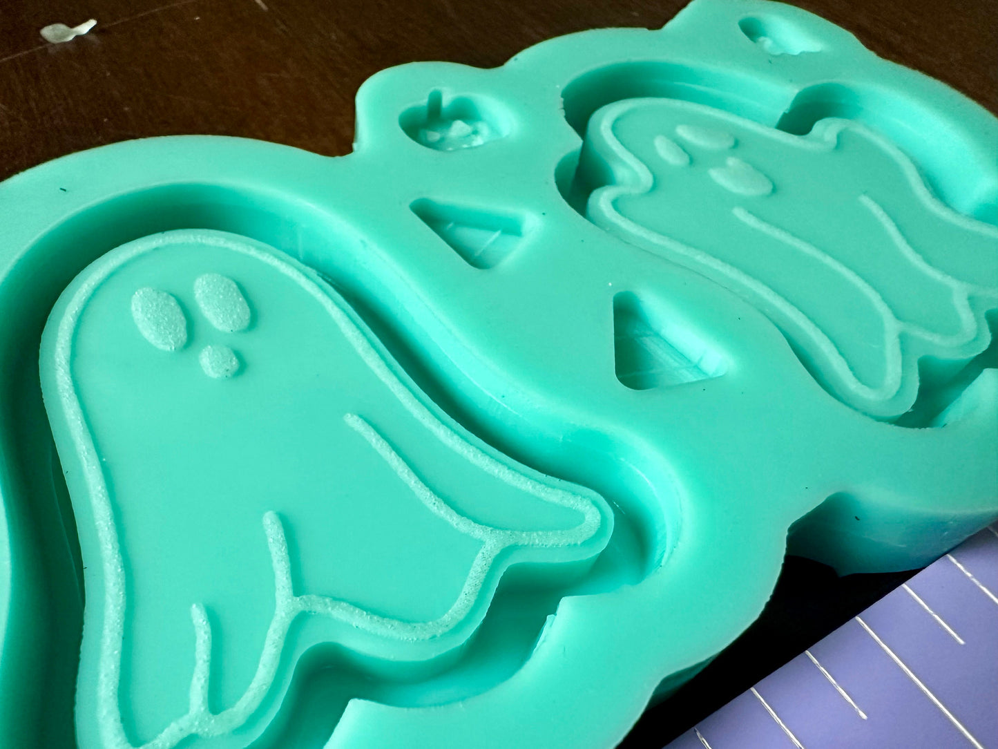 Ghost shakers silicone mold for epoxy resin. DIY keychains