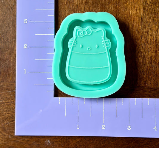 Candy corn cat shaker mold for epoxy resin