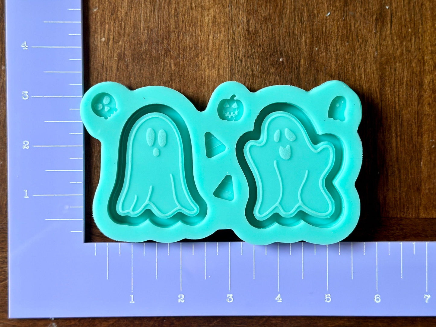 Ghost shakers silicone mold for epoxy resin. DIY keychains