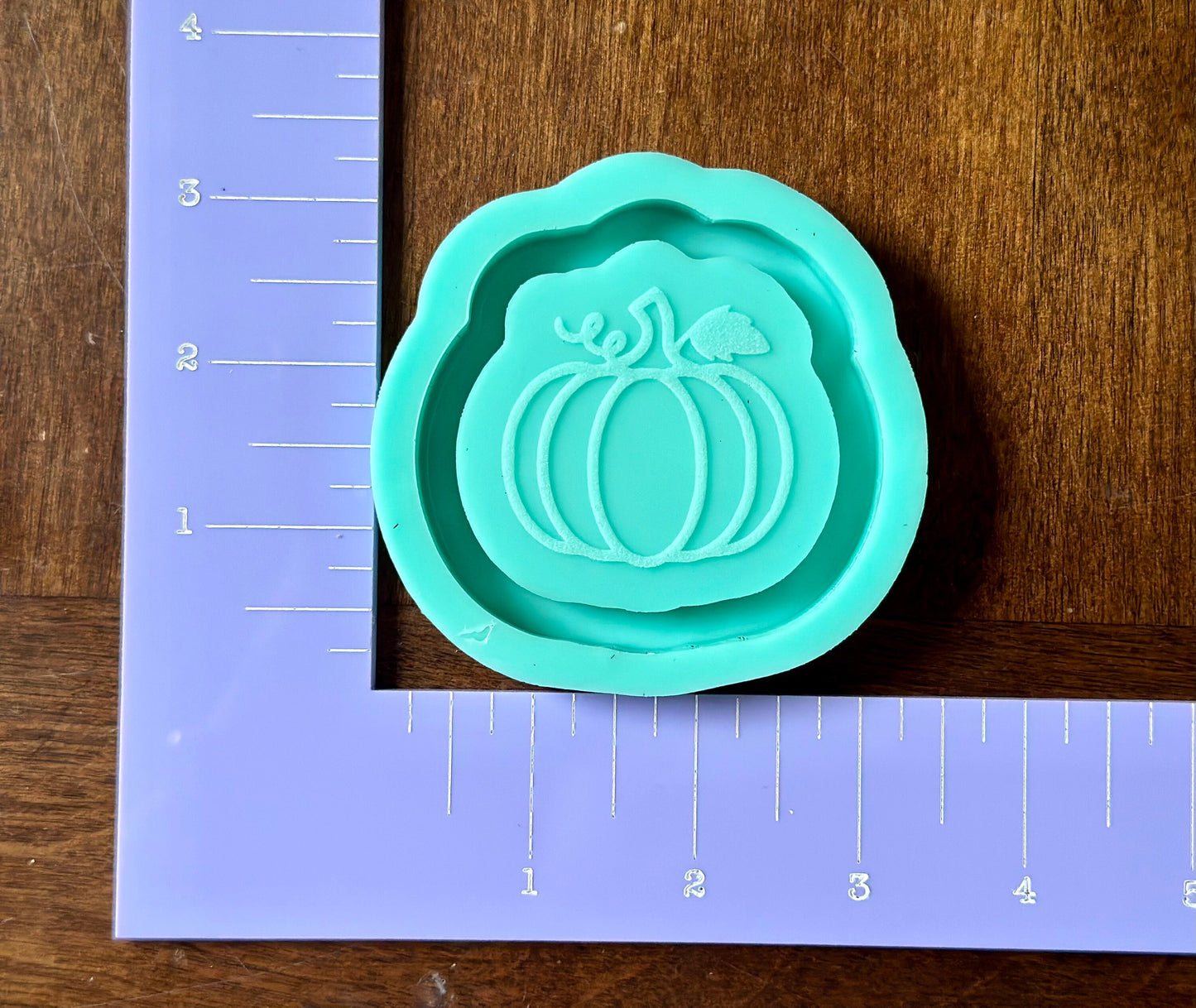Pumpkin shaker mold for epoxy resin DIY keychains