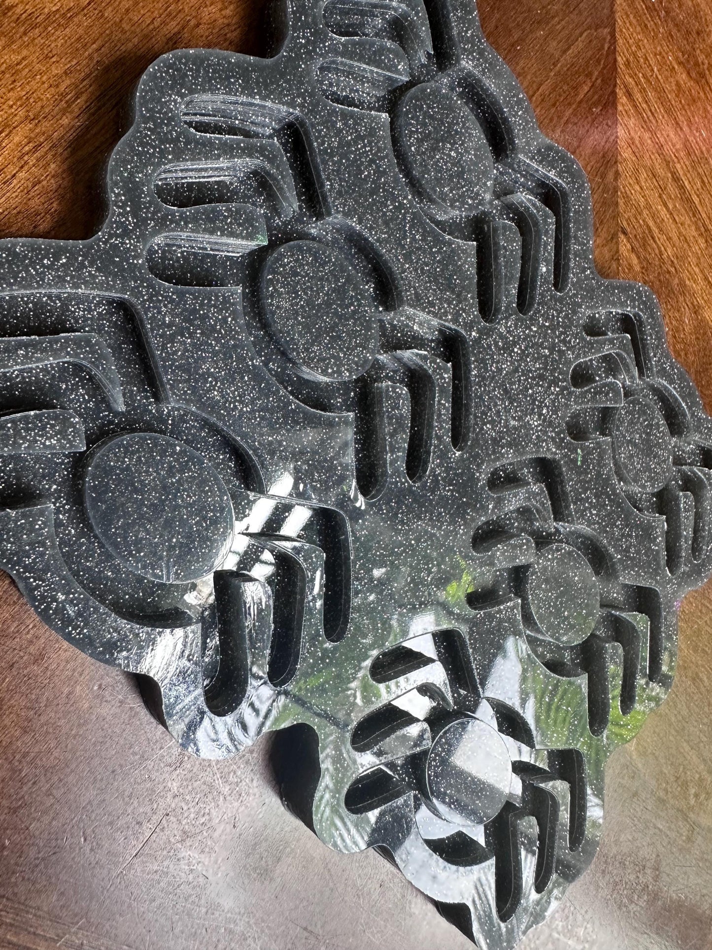 Halloween Silicone Spider Shaker Palette Mold for Resin Keychains & Badge Reels