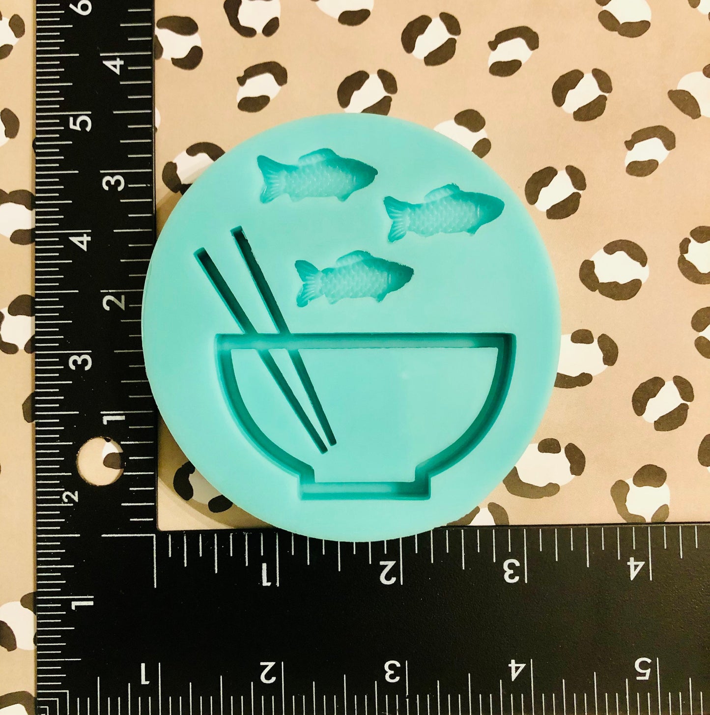 Ramen Bowl silicone shaker mold with Swedish Fish cabochons