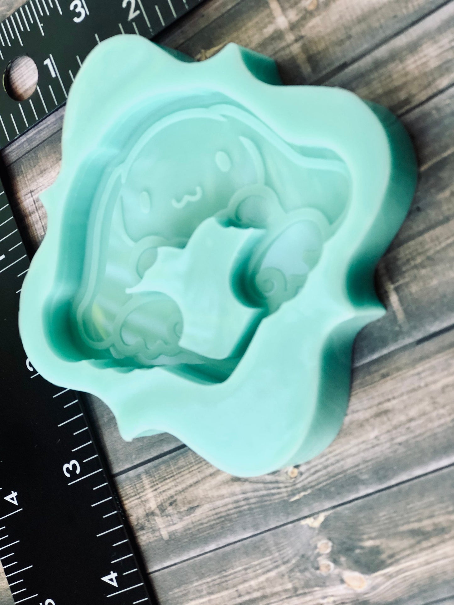 Cute puppy silicone shaker mold for resin - DIY keychain