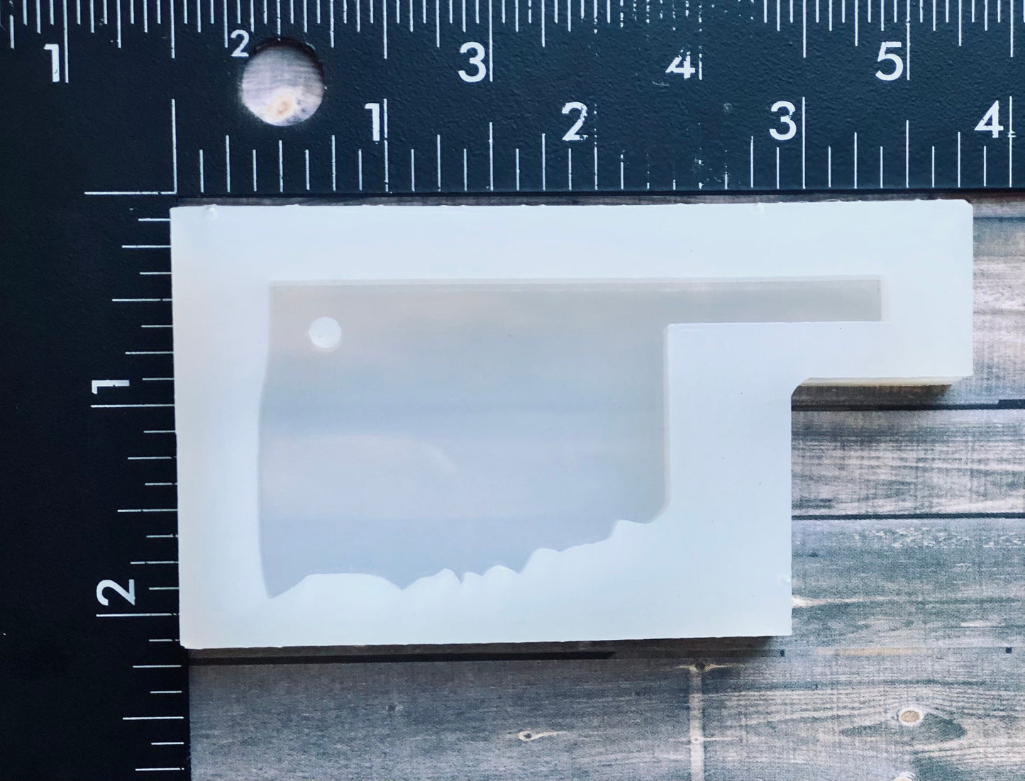 Oklahoma DIY keychain in UV translucent silicone for resin
