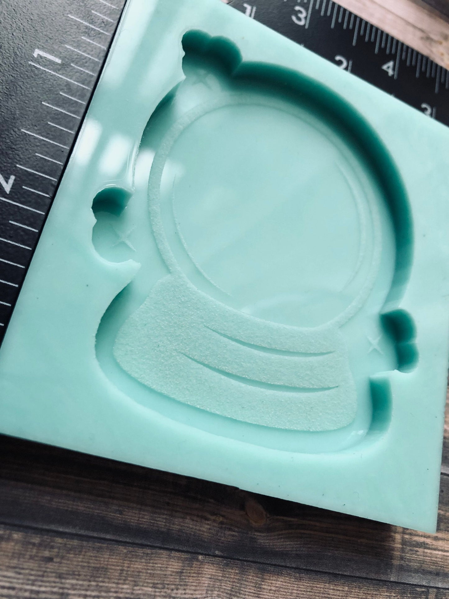 Snow globe, crystal ball, non shaker silicone mold for epoxy resin - DIY keychain, DIY ornaments