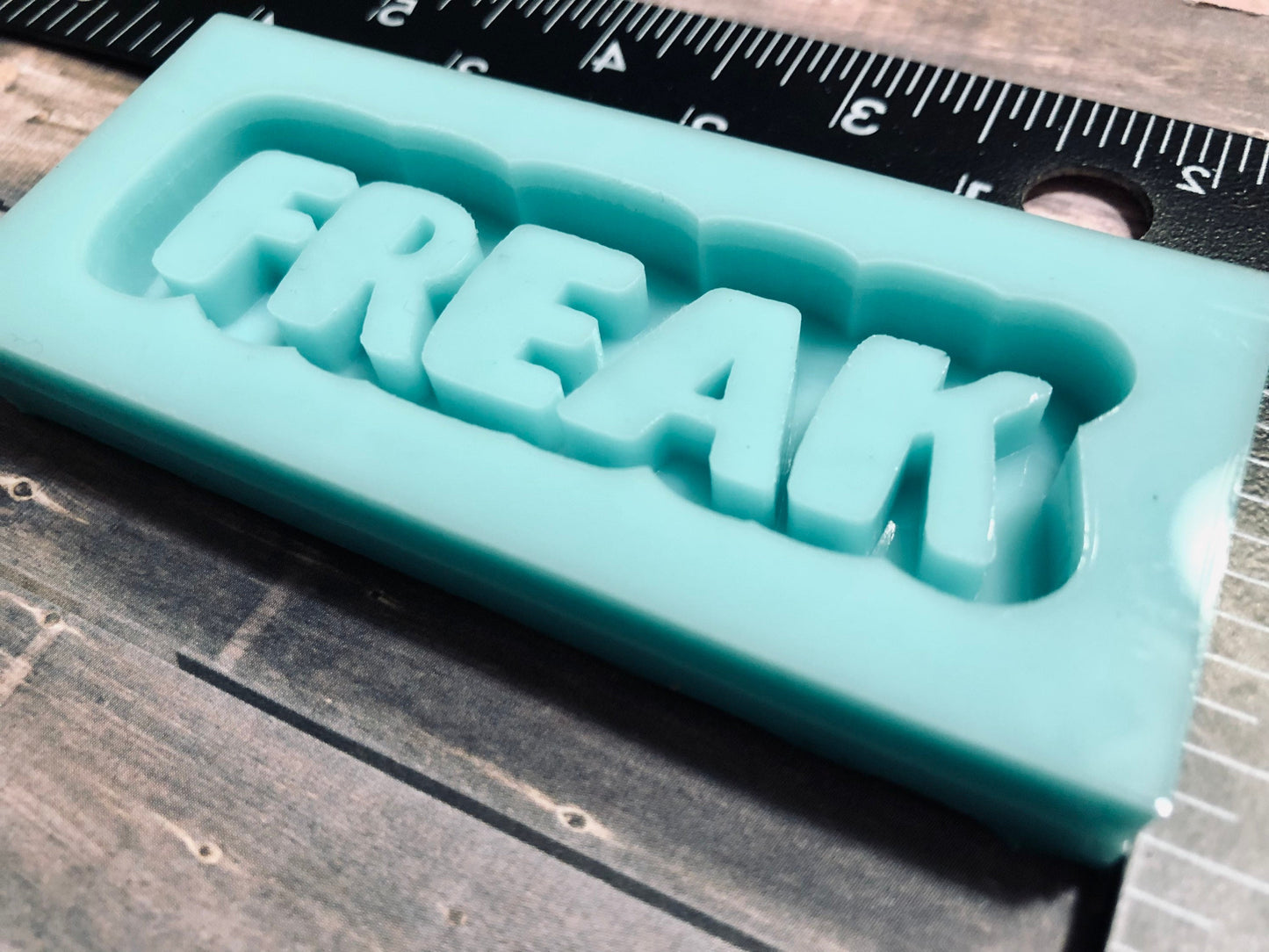 Freak silicone shaker word mold - DIY keychain, DIY gifts, epoxy resin