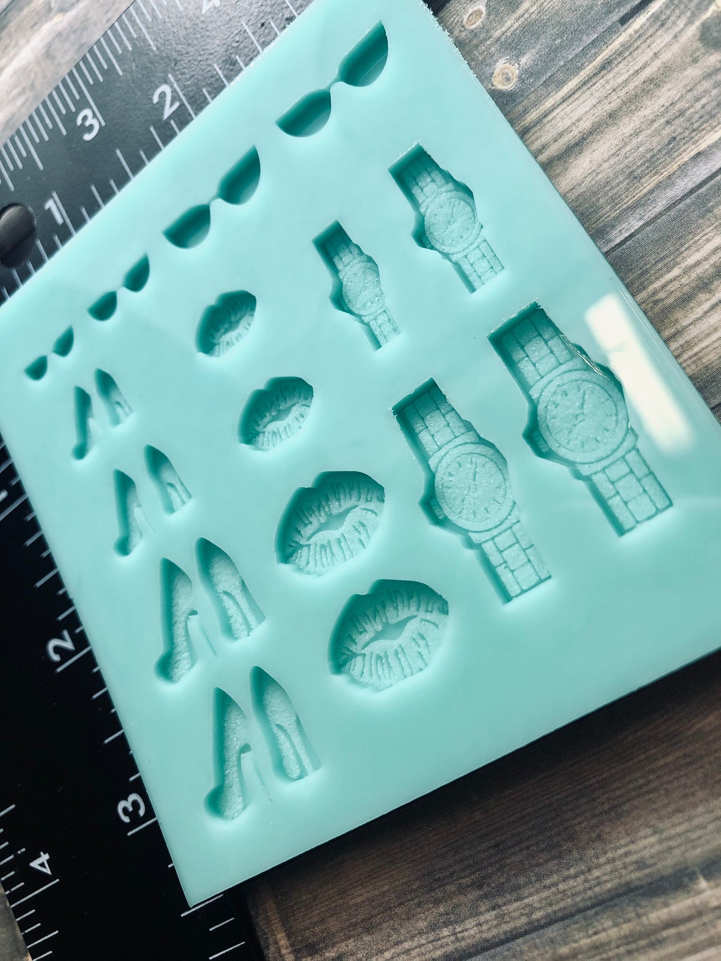 Shiny Shaker Bits - DIY earrings - stilettos mold, lips mold, watches mold for silicone shaker mold for epoxy resin