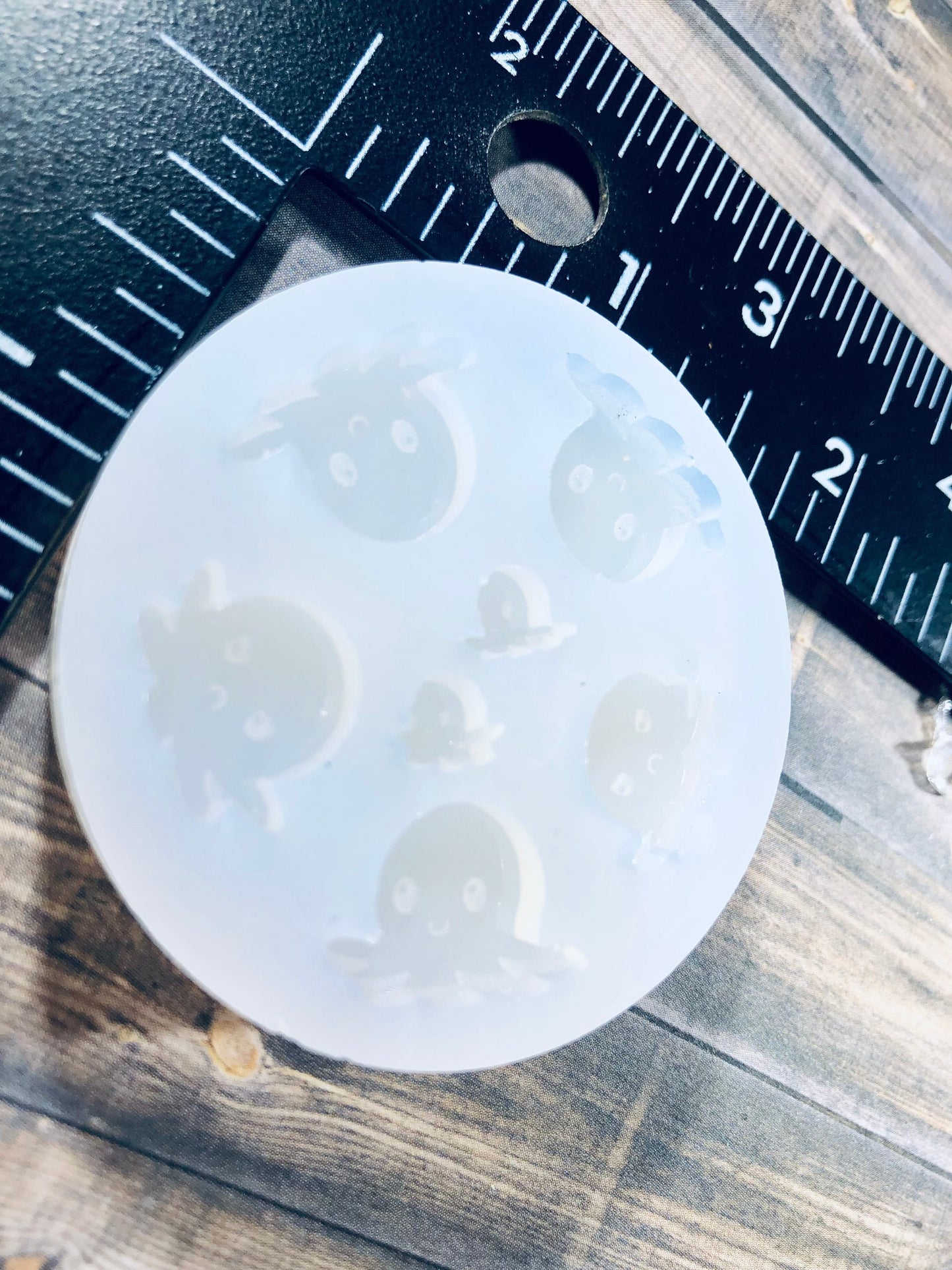 Baby Octopus earrings, shaker bits, earring stud silicone mold for epoxy resin/ UV resin