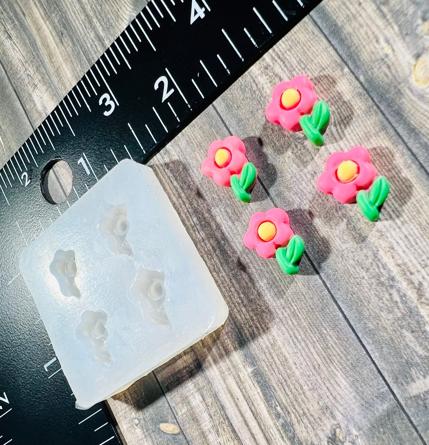Mini Flower Cabochon silicone mold for UV resin- DIY stud earrings, DIY charms