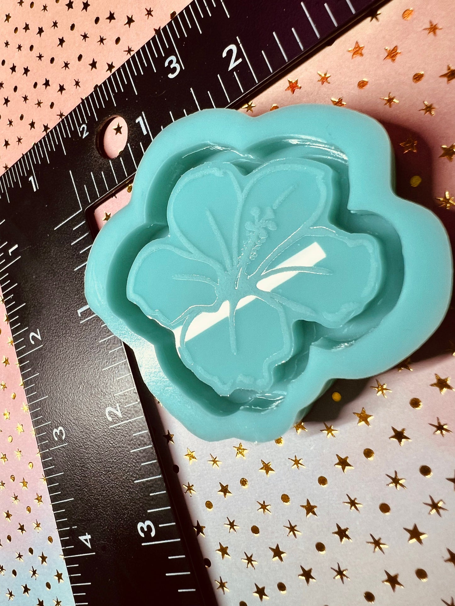 Hibiscus backed silicone shaker mold for epoxy resin