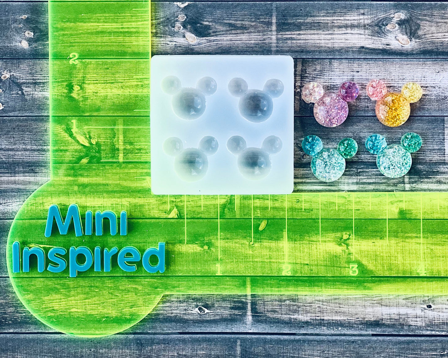 Cabochon- boy mouse - DIY stud earrings - DIY keycaps