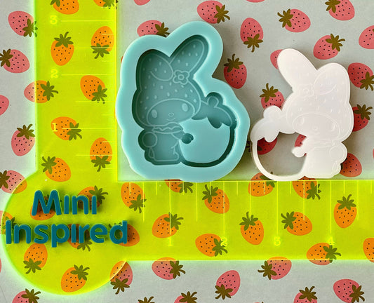 Bunny strawberry shaker mold for epoxy resin 2.5 inches - DIY keychain , DIY magnets and gift