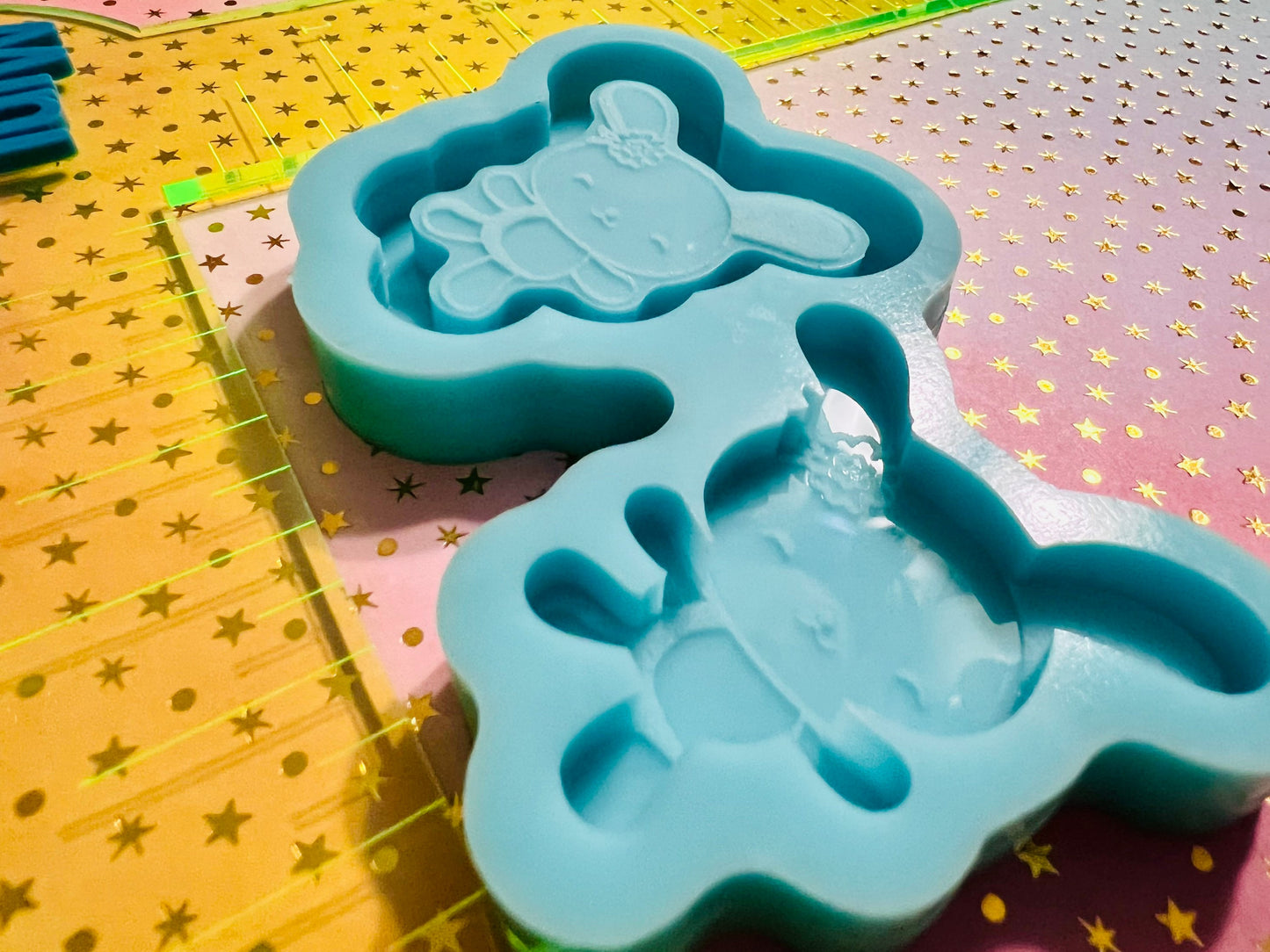 2 inch Kawaii Bunny shaker mold for epoxy resin, DIY keychain, DIY magnets, gifts