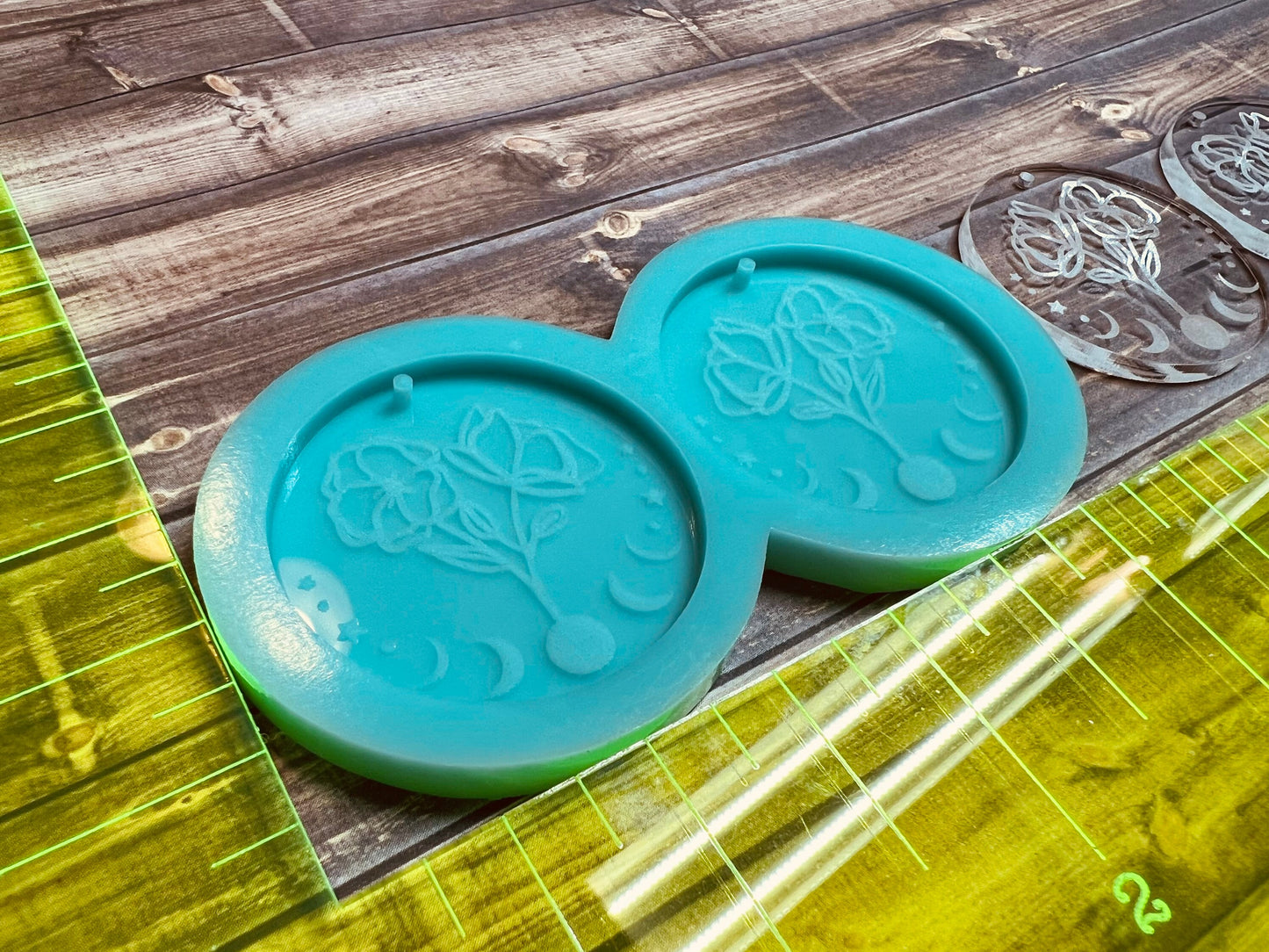 1.5 inch floral moon phase dangle earrings  silicone mold for epoxy resin - DIY dangle earrings