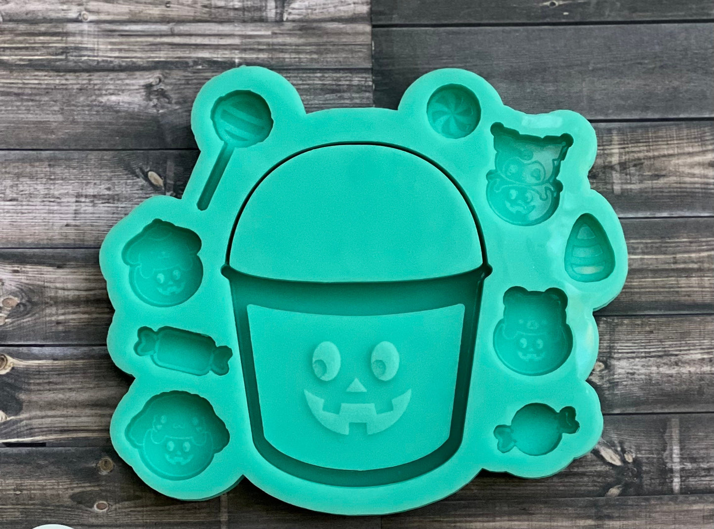 Halloween candy bucket silicone shaker mold for resin